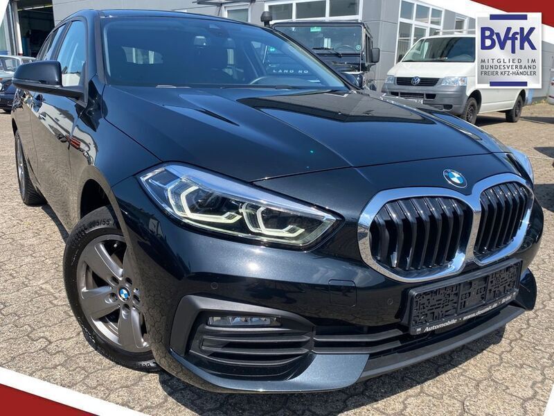 Schwarz Gebraucht 2023 BMW 118 Advantage Kleinwagen | 20.990 € (Guter Preis) - Bild 1/4
