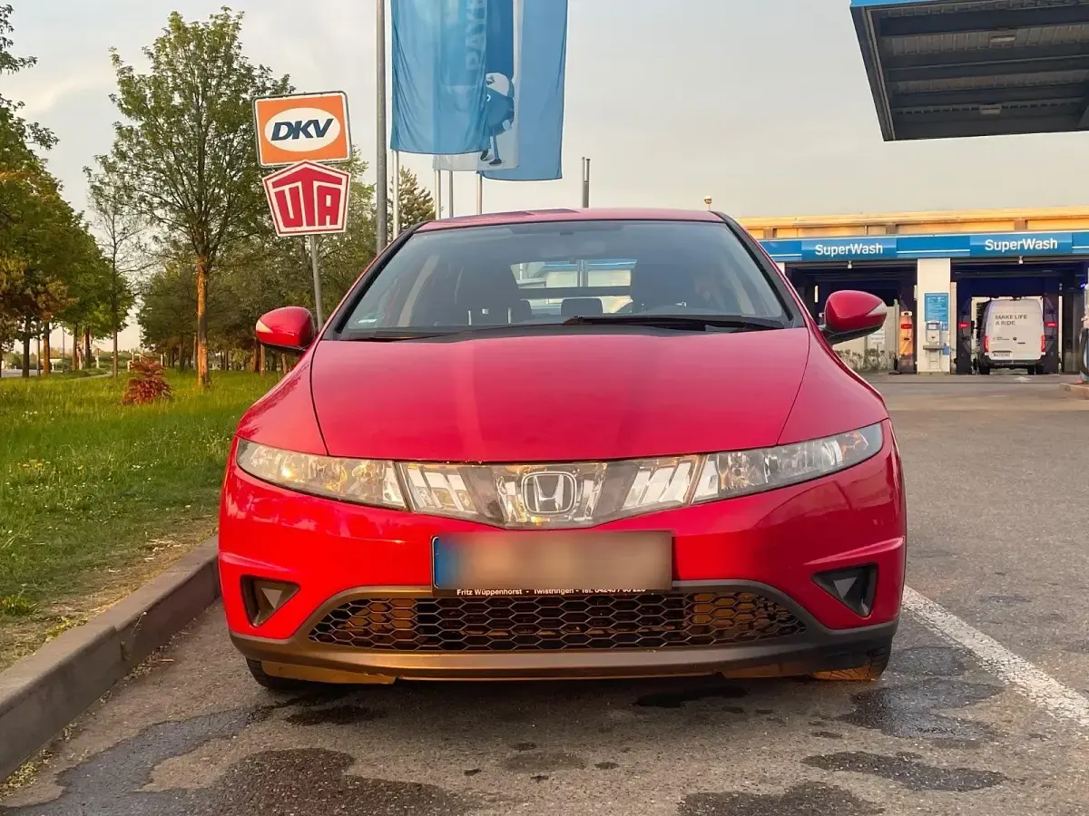 Gebraucht Honda Civic LS 83 PS (61 kW) 2006 Rot Limousine