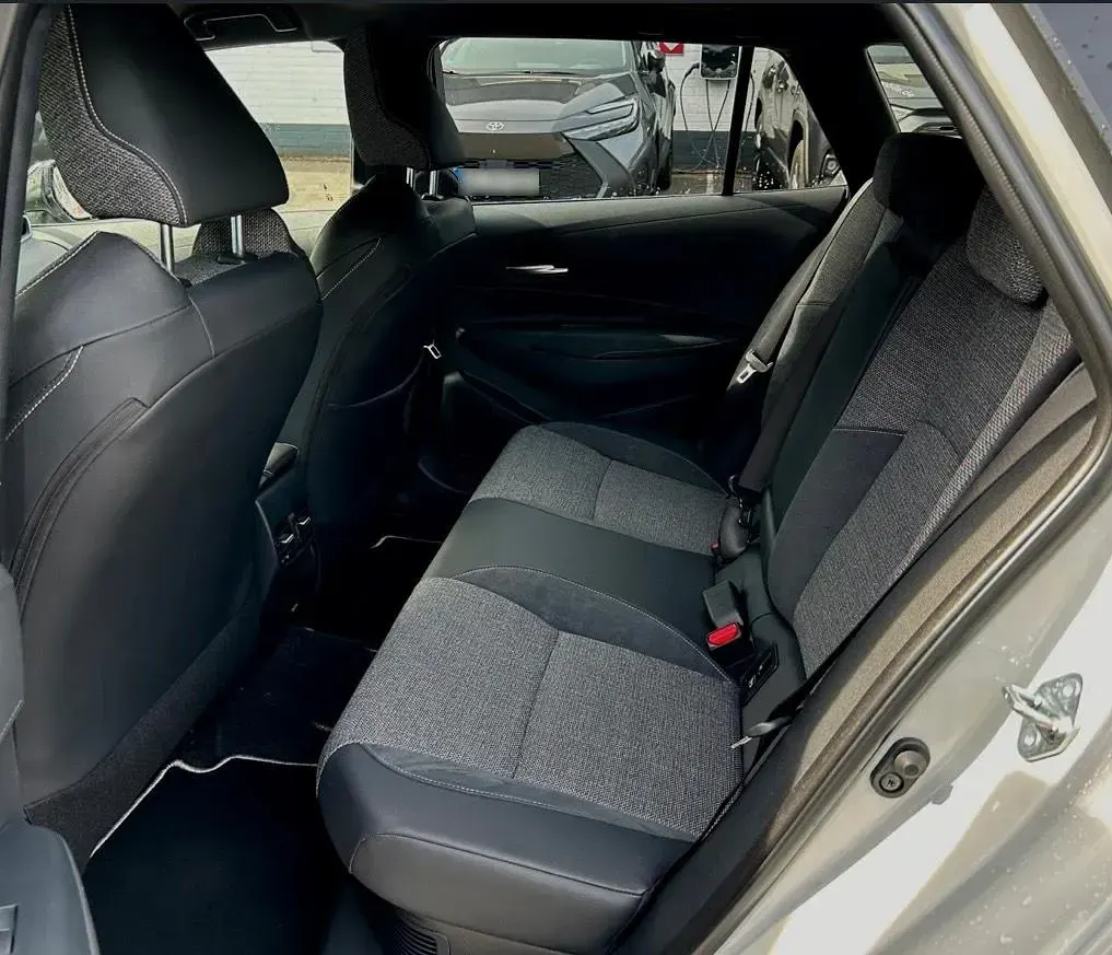 Gebraucht Toyota Corolla Sport 178 PS (130 kW) 2025 Grau Kombi