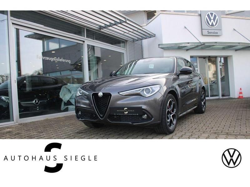 Gebraucht Alfa Romeo Stelvio Veloce 209 PS (153 kW) 2022 Grigio vesuvio (metallic) SUV