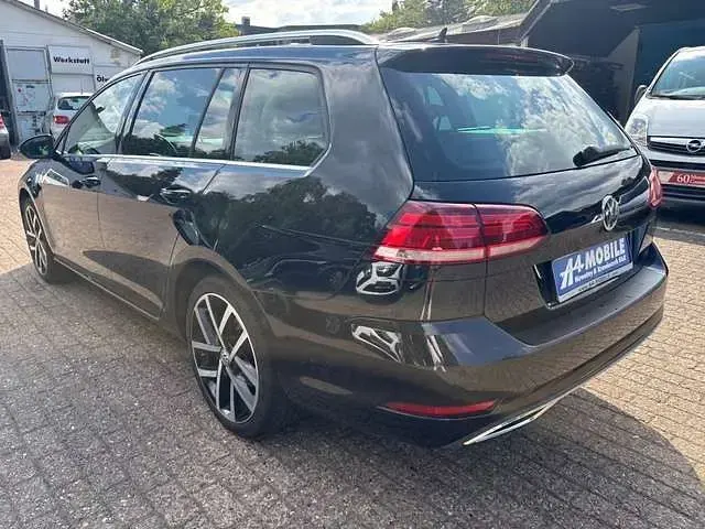 Gebraucht VW Golf VII Highline 150 PS (110 kW) 2017 Schwarz Kombi