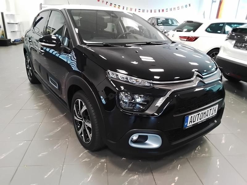 Schwarz metallic Gebraucht 2023 Citroën C3 PureTech Kleinwagen | 20.760 € (Etwas zu teuer) - Bild 1/4