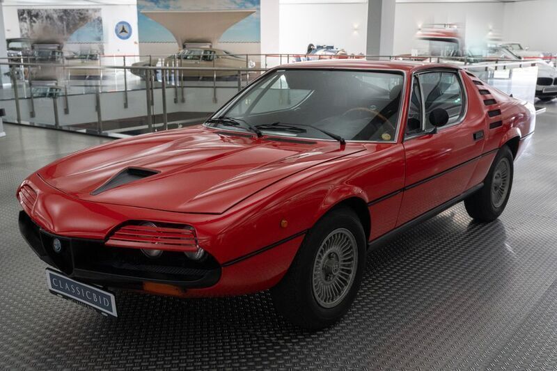 Rot Gebraucht 1972 Alfa Romeo Montreal Coupé | 50.600 € - Bild 1/4