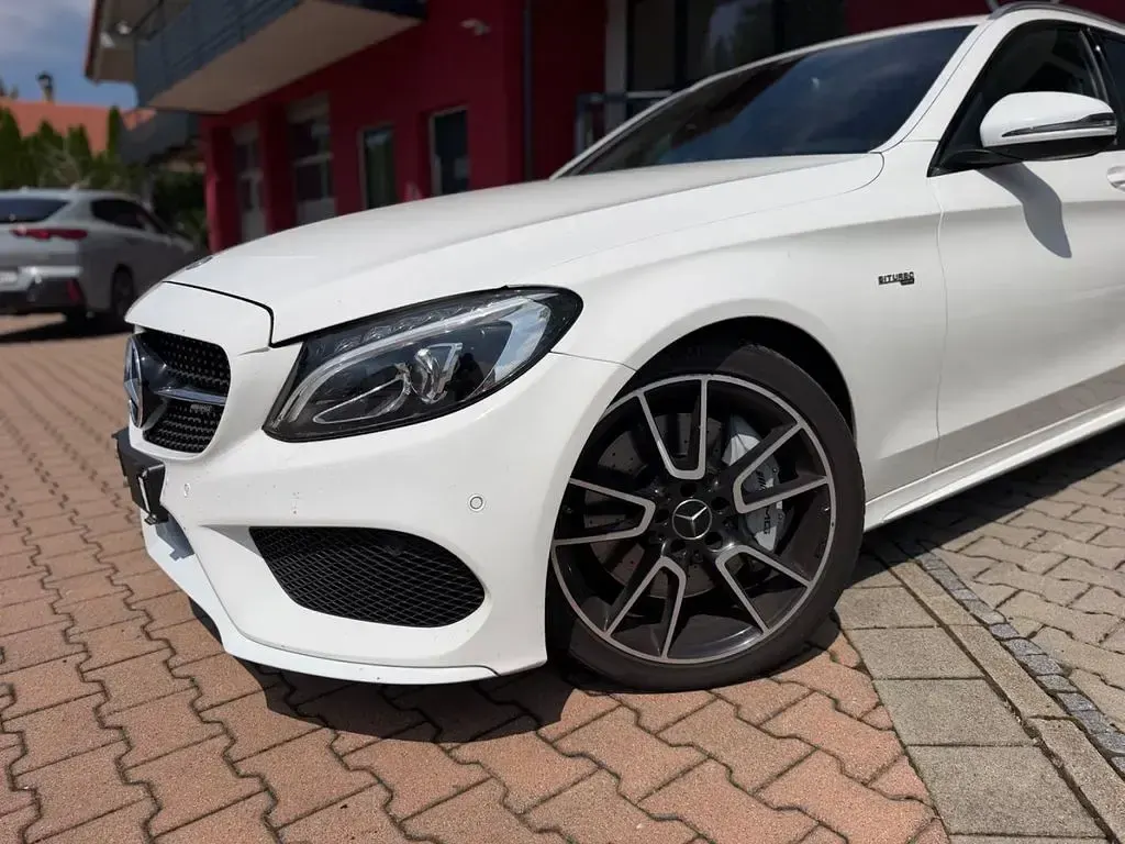 Gebraucht Mercedes C43 AMG AMG 367 PS (269 kW) 2017 Weiß Limousine