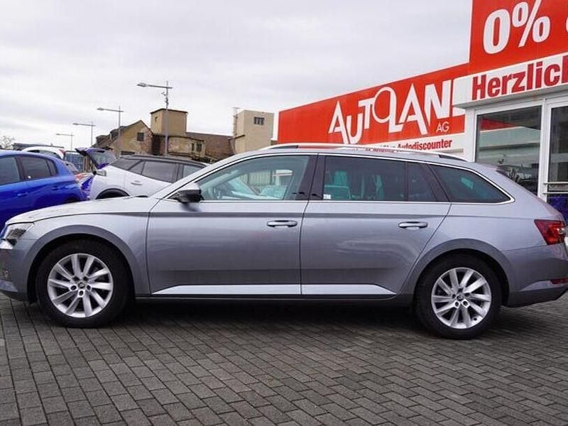 Gebraucht Skoda Superb 150 PS (110 kW) 2019 Grau Kombi