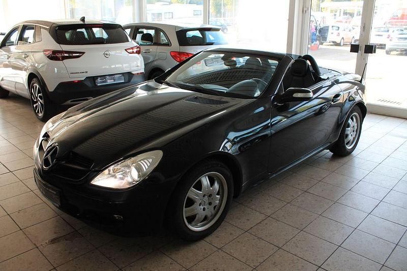Schwarz Gebraucht 2006 Mercedes SLK280 Cabrio | 8.990 € (Fairer Preis) - Bild 1/4