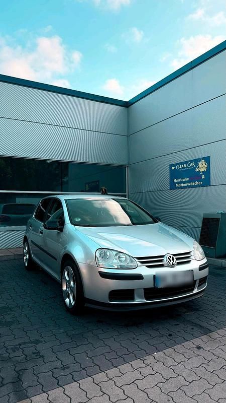Gebraucht VW Golf V 140 PS (102 kW) 2005 Schwarz Kleinwagen