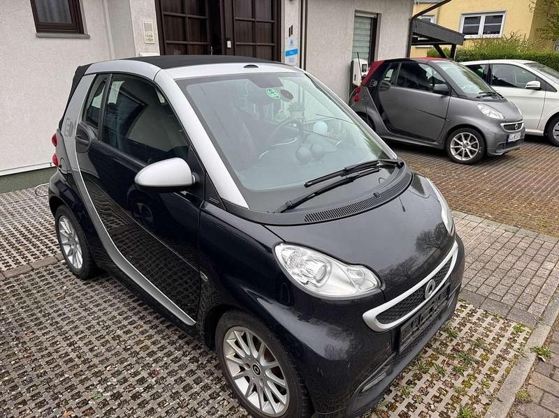 Gebraucht Smart ForTwo Cabrio Brabus 55 kW (75 PS) 2014 Schwarz Cabrio