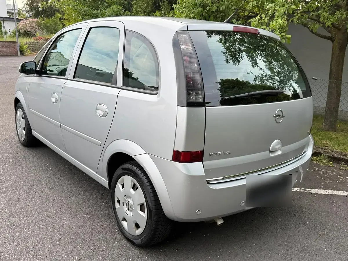 Gebraucht Opel Meriva 105 PS (77 kW) 2006 Silber Van / Kleinbus