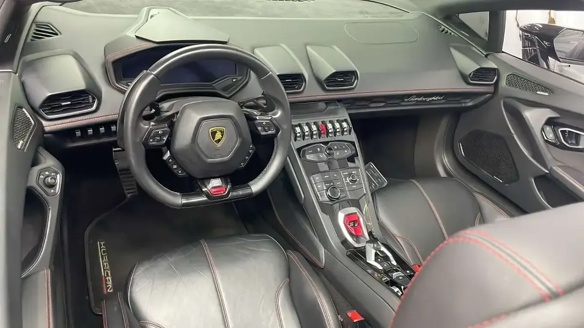Second-hand Lamborghini Huracán 610 CP (448 kW) 2017 Negru Cabrio