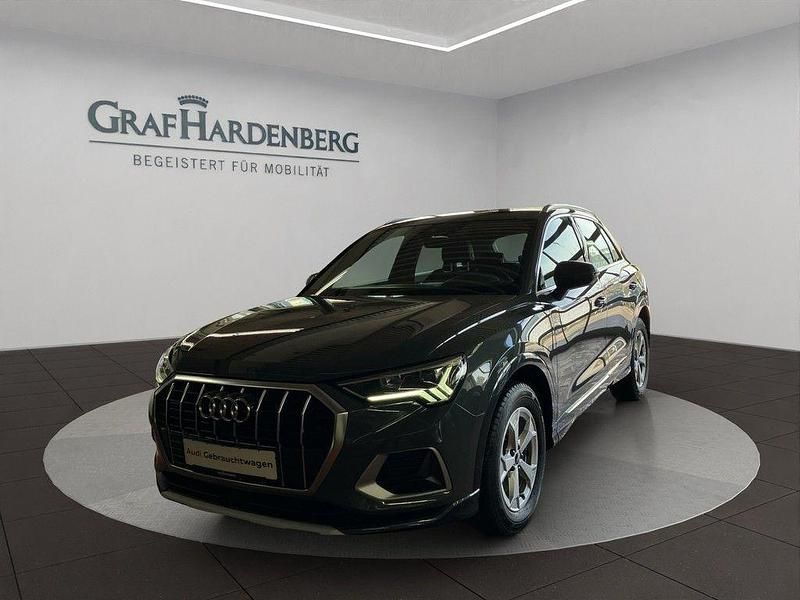 Gebraucht Audi Q3 Advanced Plus 200 PS (147 kW) 2022 Nanograu metallic SUV