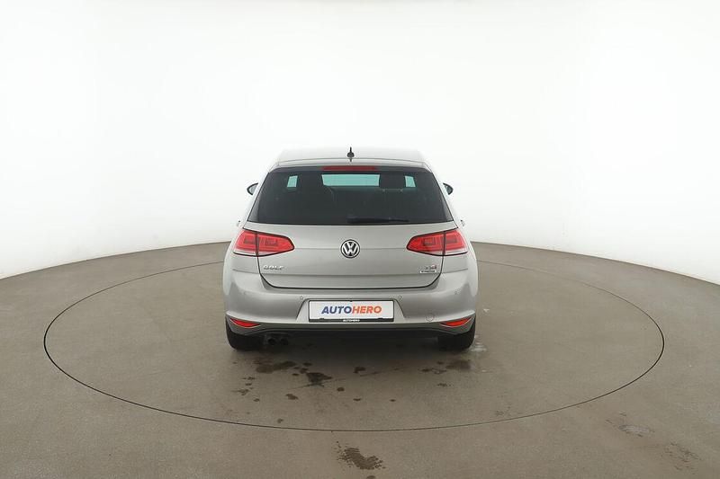 Gebraucht VW Golf VII Highline 2016 Grau Limousine