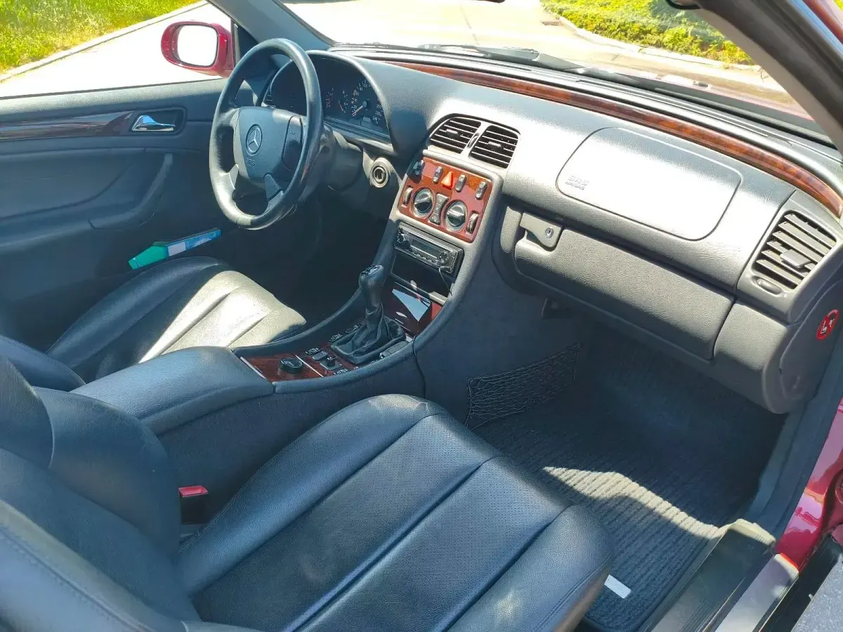 Gebraucht Mercedes CLK200 136 PS (100 kW) 1999 Rot Cabrio