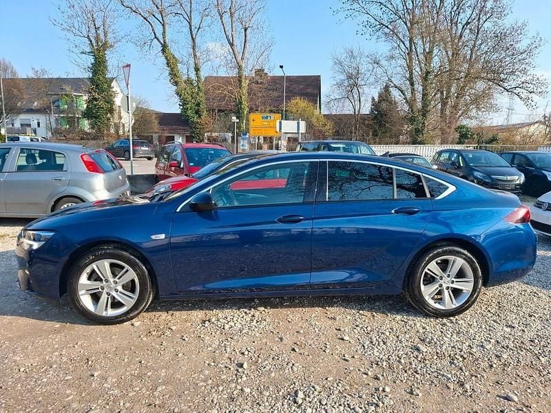 Gebraucht Opel Insignia Elegance 122 PS (89 kW) 2021 Blau Limousine