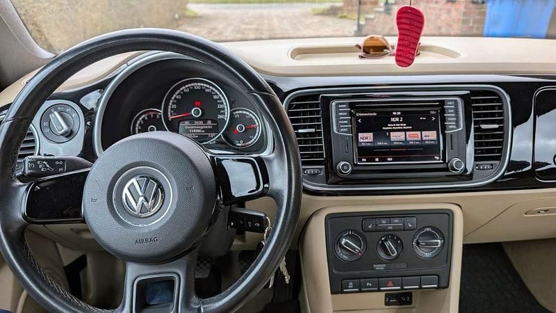 Gebraucht VW Beetle Cabriolet 105 PS (77 kW) 2015 Schwarz Cabrio