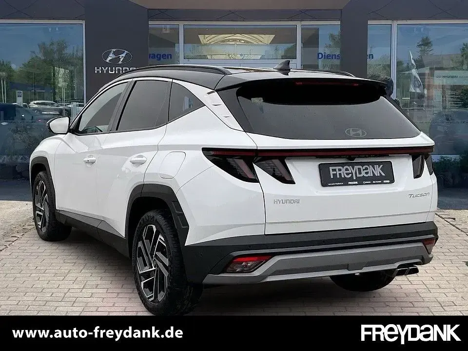Gebraucht Hyundai Tucson Turbo 160 PS (117 kW) 2025 Serenity white / abyss black SUV