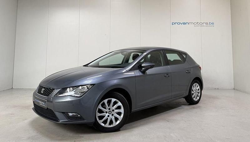 Second-hand Seat Leon Style 110 CP (80 kW) 2016 Gri SUV