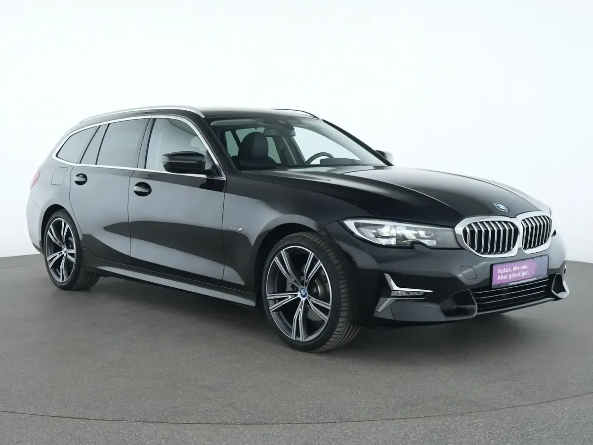 Gebraucht BMW 320e Luxury Line 204 PS (150 kW) 2021 Schwarz Limousine