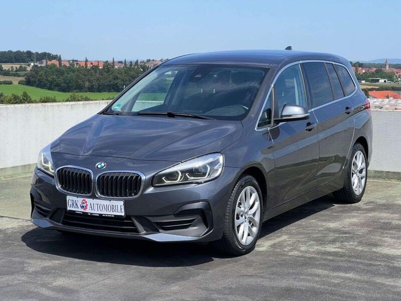 Mineralgrau metallic Gebraucht 2020 BMW 218 Gran Tourer Advantage Van / Kleinbus | 14.990 € (Guter Preis) - Bild 1/4
