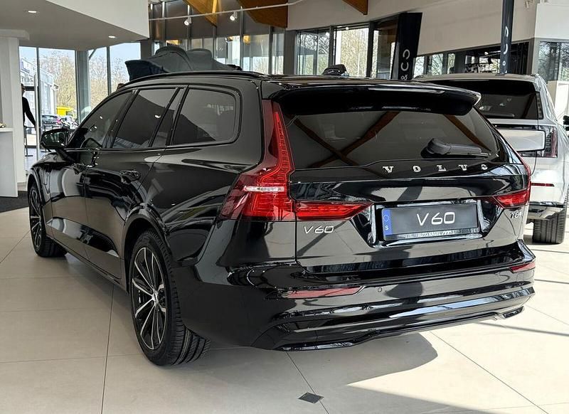 Neu Volvo V60 Business Edition 455 PS (334 kW) 2026 Schwarz Kombi