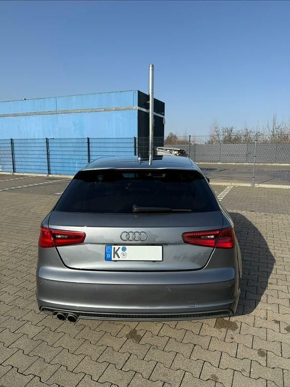 Gebraucht Audi A3 S-Line 122 PS (89 kW) 2013 Grau Kleinwagen