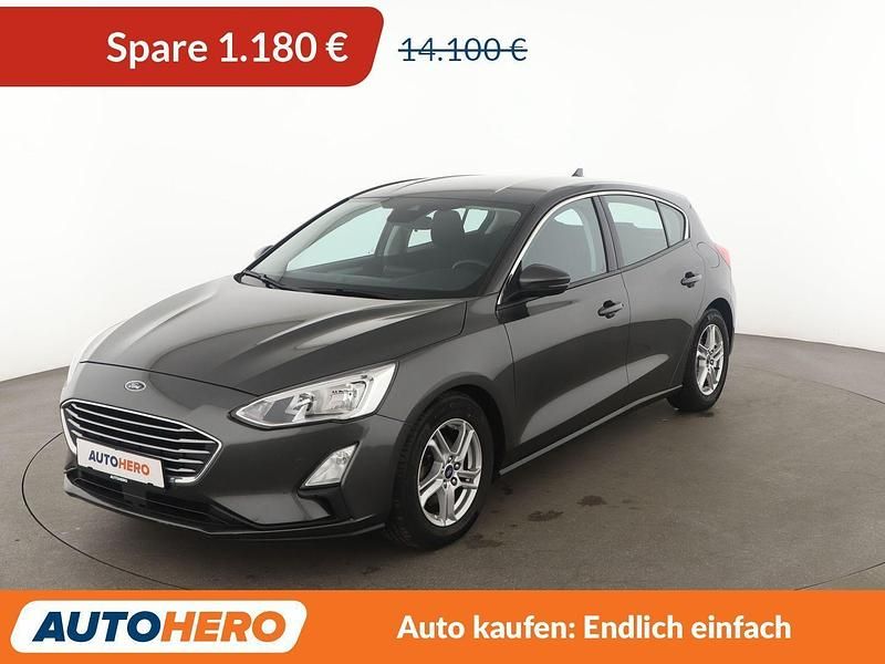 Grau Gebraucht 2018 Ford Focus Cool & Connect Limousine | 12.920 € (Fairer Preis) - Bild 1/3