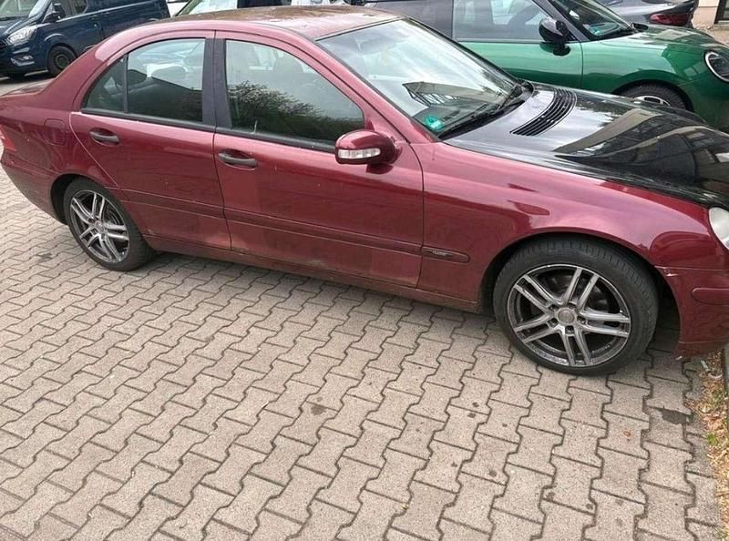 Gebraucht 2004 Mercedes C200 Elegance Kombi | 1.200 € (Guter Preis) - Bild 1/4