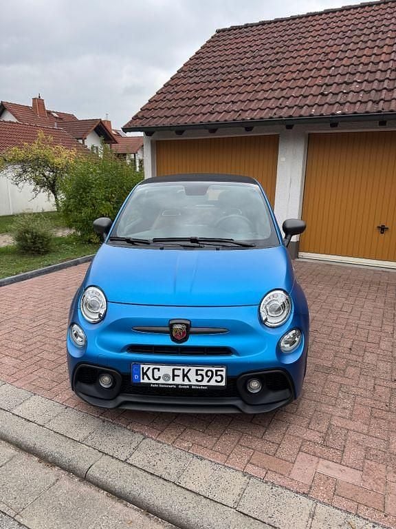 Blau Gebraucht 2021 Abarth 595C Competizione Cabrio | 23.900 € (Guter Preis) - Bild 1/4