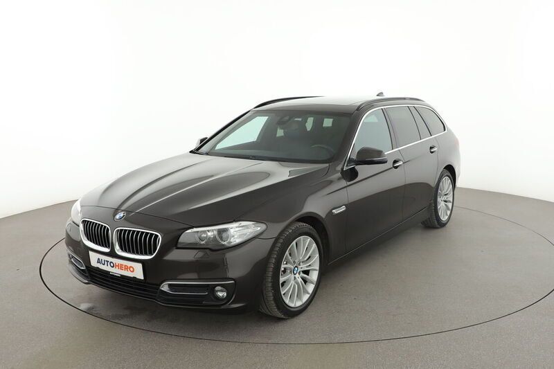 Braun Gebraucht 2016 BMW 520 Kombi | 20.500 € (Teuer) - Bild 1/4