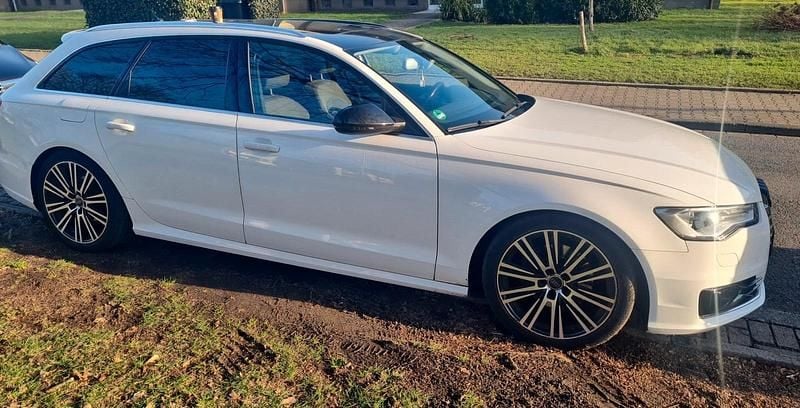 Weiß Gebraucht 2016 Audi A6 S-Line Kombi | 12.000 € (Superpreis) - Bild 1/4