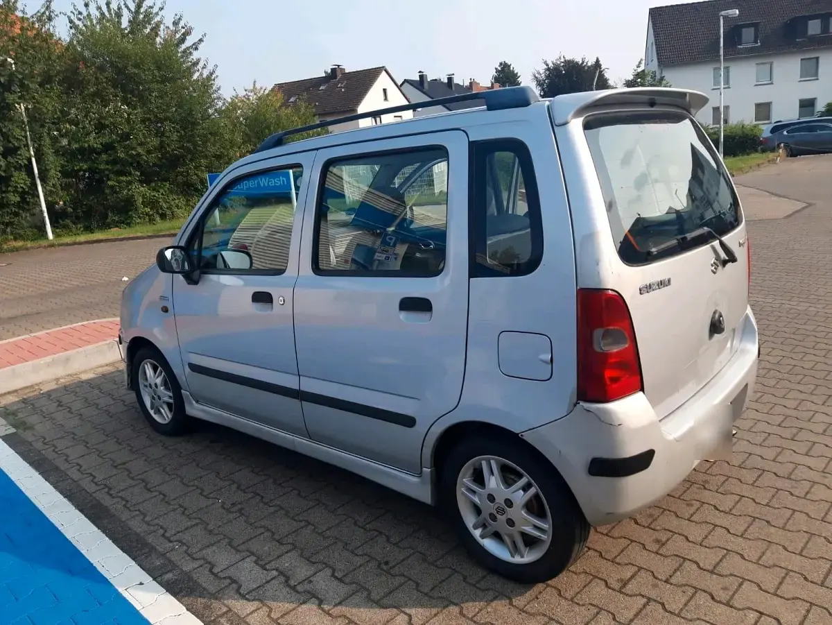 Gebraucht Suzuki Wagon R+ 76 PS (55 kW) 2003 Silber Van / Kleinbus