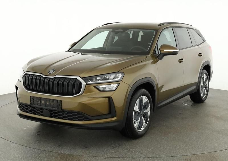 Gold bronze metallic Neu 2026 Skoda Kodiaq Selection SUV | 47.995 € (Fairer Preis) - Bild 1/4