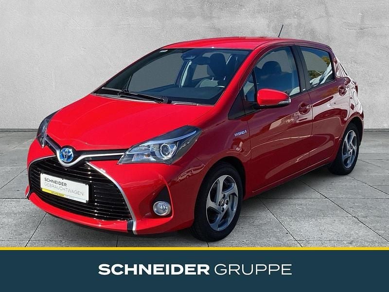 Rot Gebraucht 2017 Toyota Yaris Hybrid Edition-S Kleinwagen | 11.380 € (Guter Preis) - Bild 1/4
