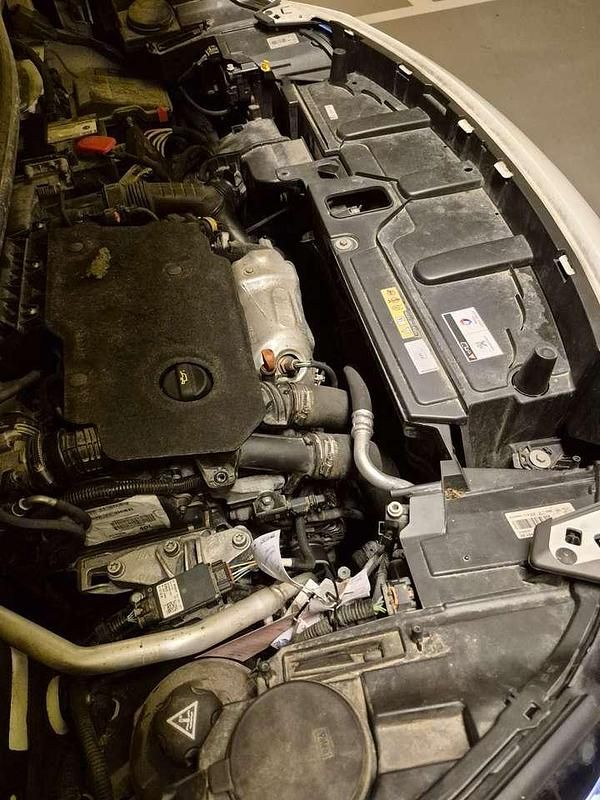 Gebraucht Peugeot 5008 Allure 131 PS (96 kW) 2020 Weiß Van / Kleinbus