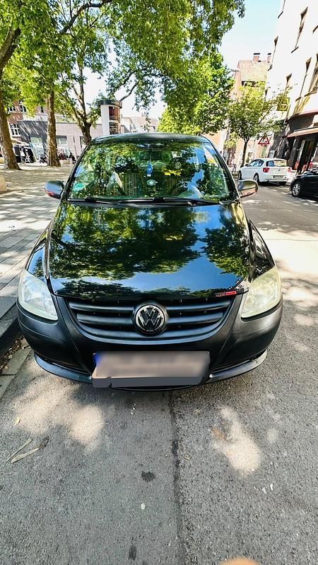 Schwarz Gebraucht 2006 VW Fox Kleinwagen | 1.650 € (Fairer Preis) - Bild 1/4