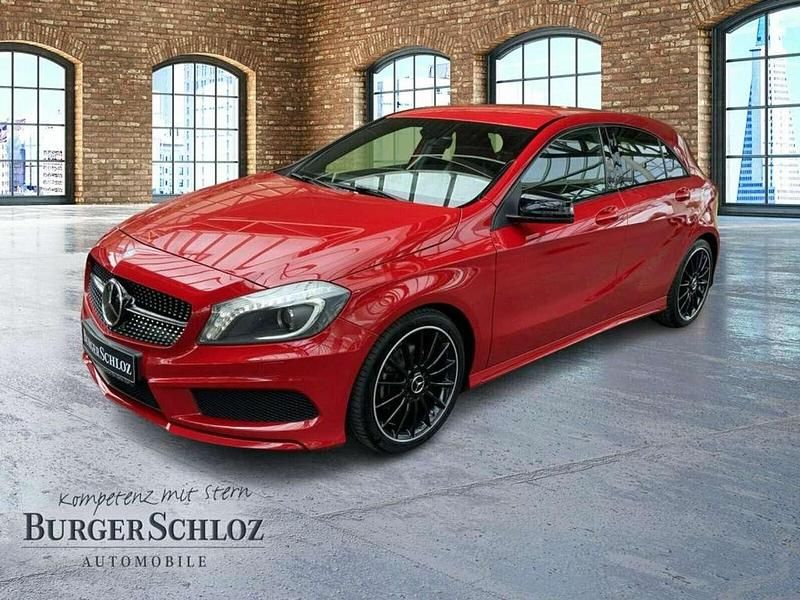 Gebraucht Mercedes A180 AMG 122 PS (89 kW) 2015 Jupiterrot Limousine