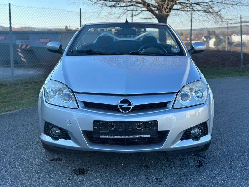 Gebraucht Opel Tigra Enjoy 90 PS (66 kW) 2006 Silber Cabrio