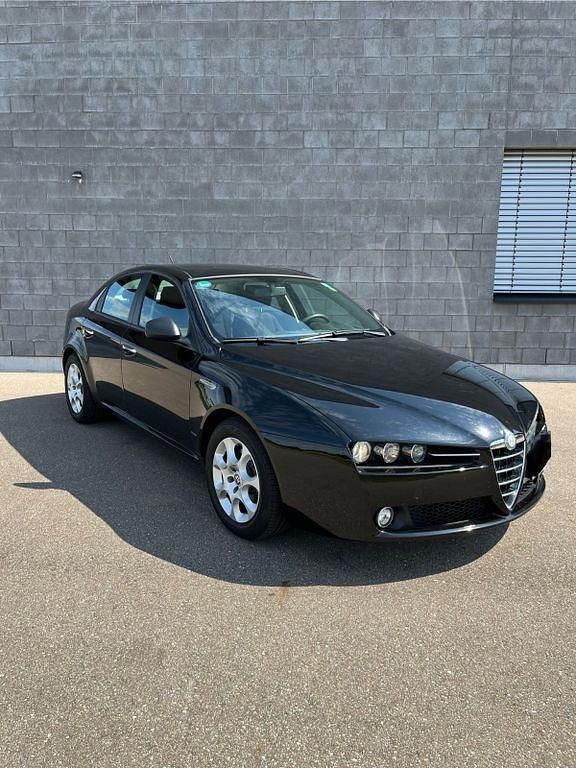 Schwarz Gebraucht 2006 Alfa Romeo 159 Progression Limousine | 8.900 € - Bild 1/4