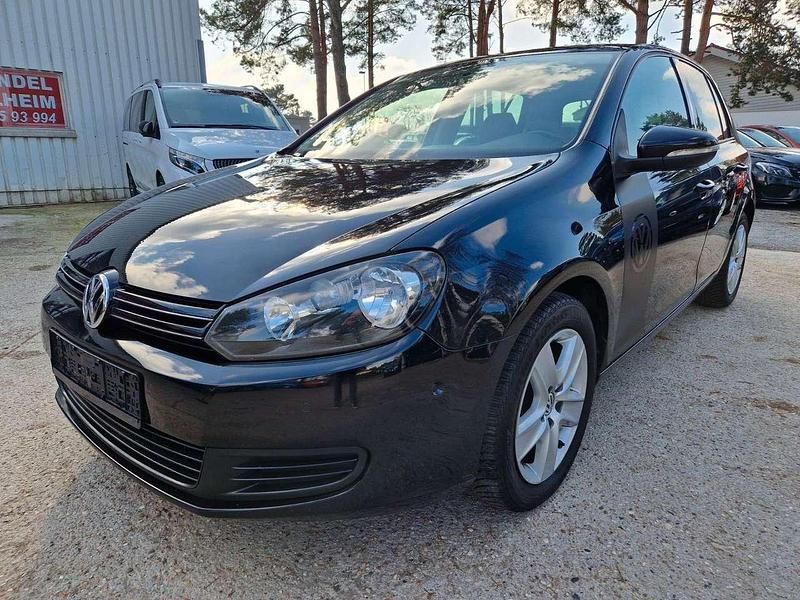 Gebraucht VW Golf Comfortline 102 PS (75 kW) 2009 Deep black perleffekt Limousine