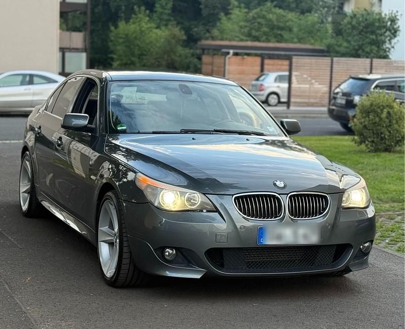 Grau Gebraucht 2006 BMW 525 M Sport Limousine | 7.300 € (Fairer Preis) - Bild 1/4