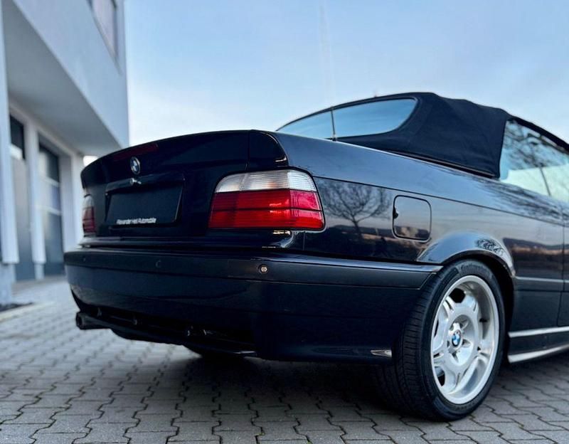 Gebraucht BMW M3 Cabriolet Performance 321 PS (236 kW) 1996 Schwarz Cabrio