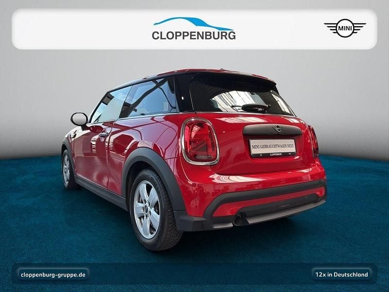Usado Mini ONE Classic 75 HP (55 kW) 2022 Vermelho Citadino