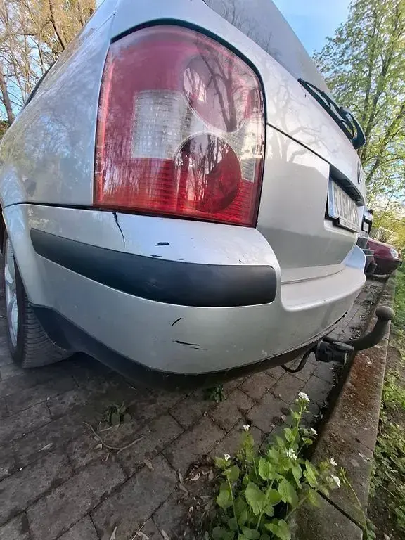 Używany VW Passat Basis 131 KM (96 kW) 2002 Srebrny Kombi
