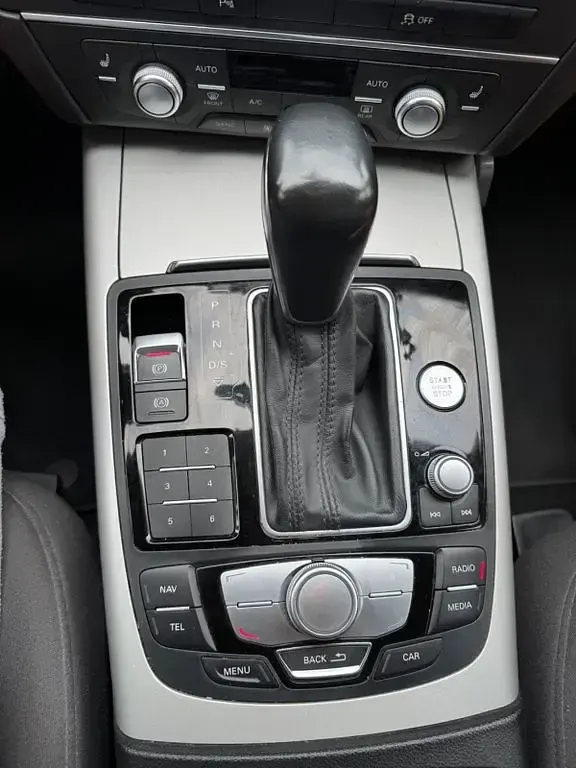 Używany Audi A6 Allroad 218 KM (160 kW) 2015 Szary Kombi