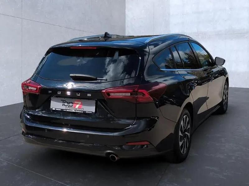 Gebraucht Ford Focus Titanium 125 PS (91 kW) 2024 Obsidianschwarz (metallic) Kombi