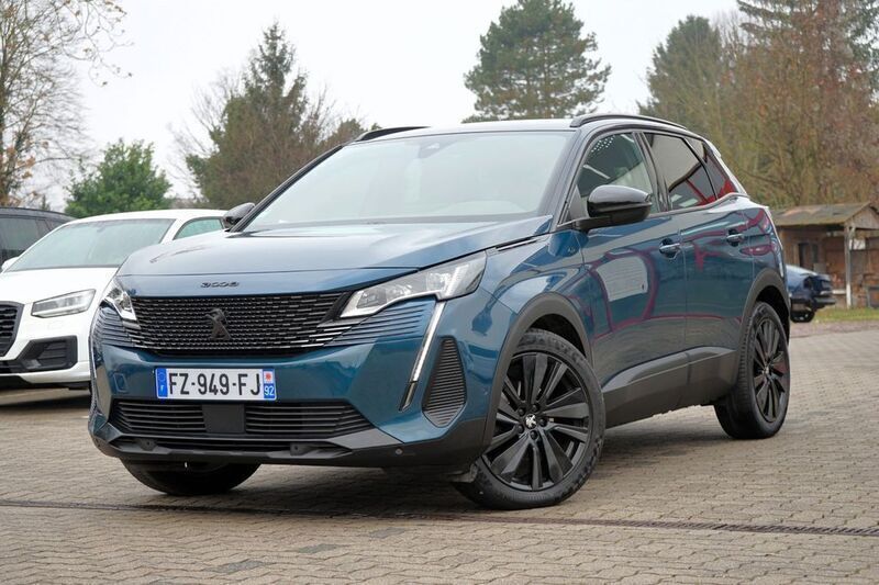 Lackierung blau celebes/metallic (metallic) Gebraucht 2021 Peugeot 3008 GT SUV | 20.290 € - Bild 1/4