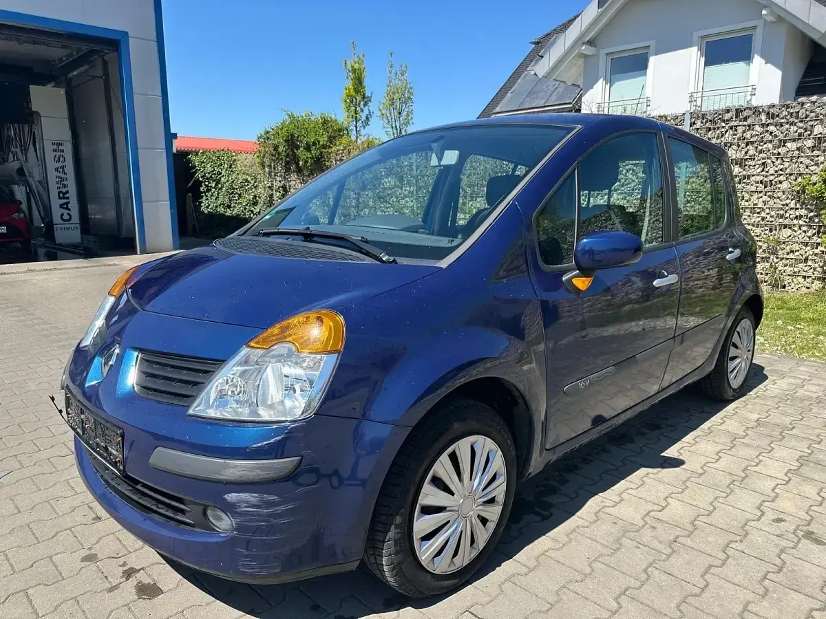 Second-hand Renault Modus 75 CP (55 kW) 2006 Albastru Monovolum