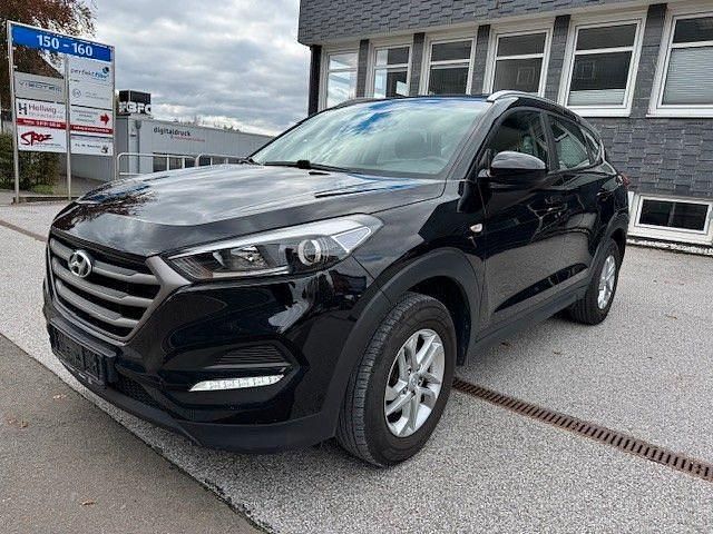 Schwarz Gebraucht 2018 Hyundai Tucson Classic SUV | 12.990 € (Guter Preis) - Bild 1/4