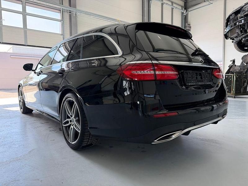 Gebraucht Mercedes E450 367 PS (269 kW) 2019 Schwarz Kombi