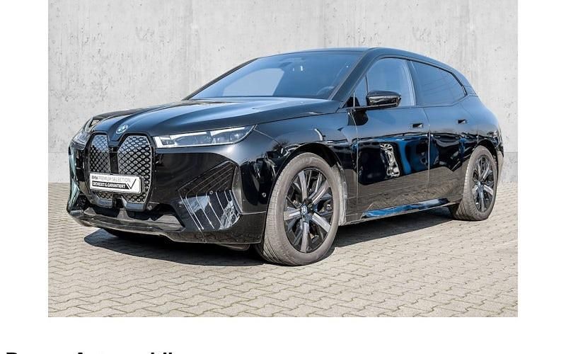 Gebraucht BMW iX Sport Line 300 kW (408 PS) 2025 Schwarz SUV
